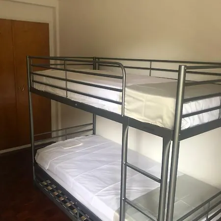 Royalty Benfica Hostel *